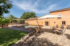 Country house in Buger - Rural house with pool, barbecue, terrace, garden, Búger, Mallorca