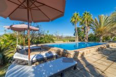 Country house in Inca - House with pool, playground and wifi, Inca, Mallorca