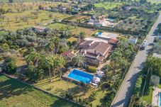 Country house in Inca - House with pool, playground and wifi, Inca, Mallorca