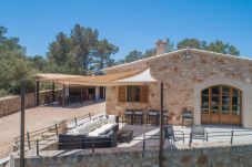 Country house in Sant Joan - Vista Sa Tanca, Villa Mallorca for 16 with pool near Sant Joan